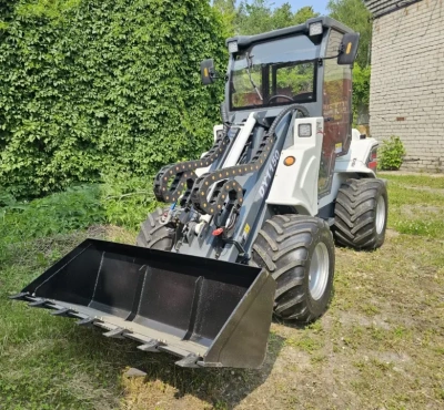 Шарнирно-сочлененный погрузчик TAIAN DY1150. Изображение №5