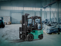 Фото электрический погрузчик limgard iev18 2w300 st на сайте www.kiit.ru в интернет-каталоге КИИТ ☎ +7(800) 707-07-45 Изображение №11