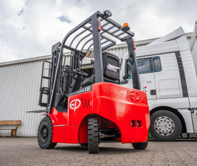 Электрический погрузчик EP CPD18F8. Изображение №8