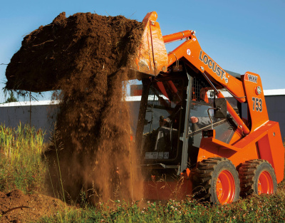 Мини-погрузчик Locust L753 (750 кг, высота подъема 3250 мм, двигатель Perkins 49 л.с.). Изображение №6