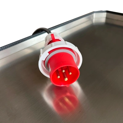 Трехфазный промышленный пылесос EVOline IVC 1100-30. Изображение №4