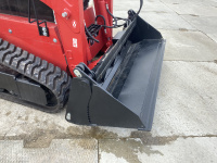 Фото гусеничный мини погрузчик с бортовым поворотом quadtrac ctl135 на сайте www.kiit.ru в интернет-каталоге КИИТ ☎ +7(800) 707-07-45 Изображение №8