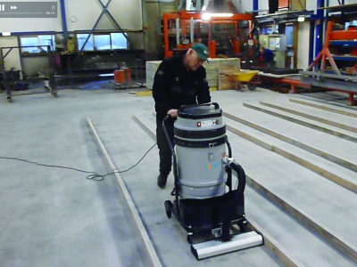Промышленный пылесос Coynco iClean 350 50 литров, 3,3 кВт для уборки больших объемов мелкодисперсной пыли. Изображение №8