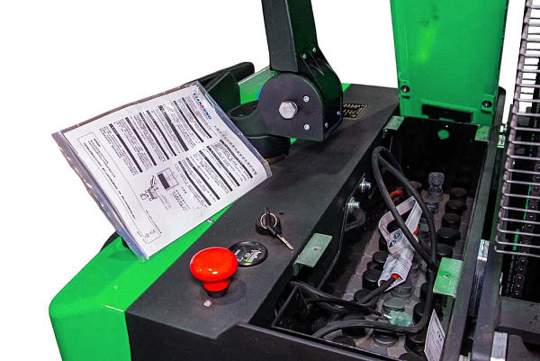 Фото штабелер самоходный 2,0 т 3,5 м tor es20d4 li-ion 24/200 в/ач эур, curtis, h-мачта (с платформой) на сайте www.kiit.ru в интернет-каталоге КИИТ ☎ +7(800) 707-07-45 Изображение №2