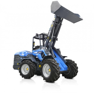 Многофункциональный мини-погрузчик MULTIONE 11.5 Y (2540 кг, высота подъема 3,7 м, двигатель Yanmar 50 л.с.). Изображение №8