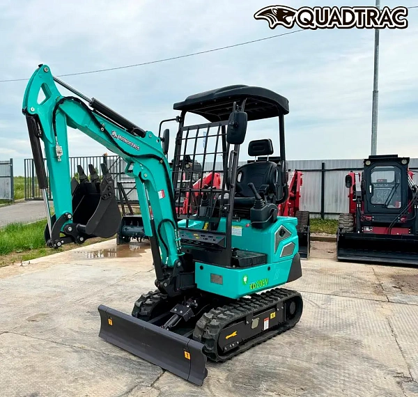 Электрический мини-экскаватор QUADTRAC XN20EV — это экологичное, компактное и производительное решение для точных земляных работ.