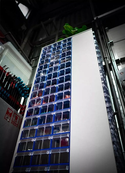 Фото шкаф поворотный с выдвижными ящиками стелла с2-204 на сайте www.kiit.ru в интернет-каталоге КИИТ ☎ +7(800) 707-07-45 Изображение №5