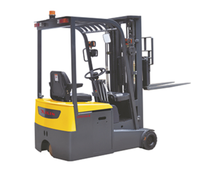 Погрузчик электрический трехопорный XILIN 1,5 т 5,6 м CPD15S-E сайдшифт Li-ion. Изображение №1