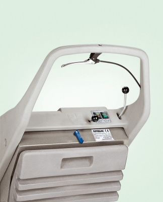 Ручная бензиновая подметальная машина COMAC CS 50HT (2600 м²/ч, 650 мм, 40 л). Изображение №8