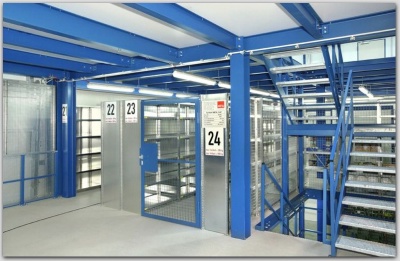 Мезонинные стеллажи (металлоконструкция на колоннах). Изображение №1