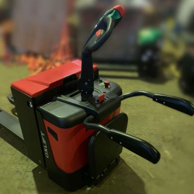 Электротележка с платформой TX 20N OXLIFT 2000 кг. Изображение №6