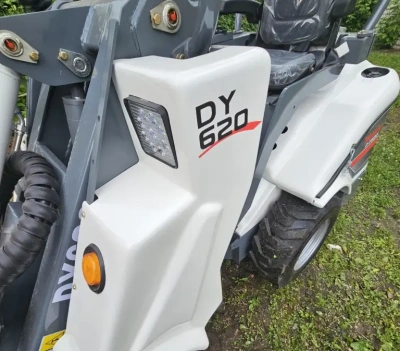 Мини-погрузчик шарнирно-сочлененный TAIAN DY620. Изображение №7