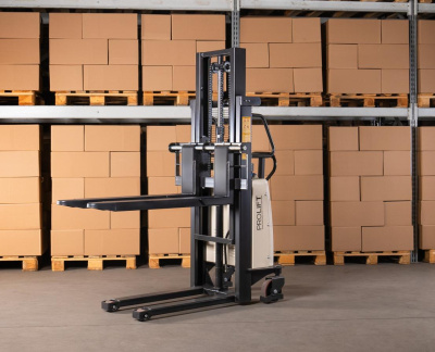 Электрический штабелер PROLIFT M2 SPN 1020 с раздвижными вилами. Изображение №11