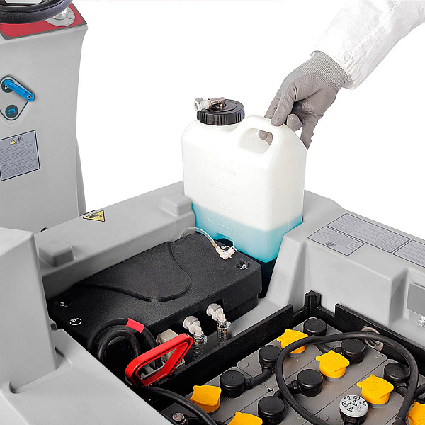 Фото поломоечная машина comac optima 85 b на сайте www.kiit.ru в интернет-каталоге КИИТ ☎ +7(800) 707-07-45 Изображение №17