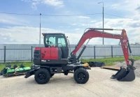Колёсный экскаватор 5,5 тонн E60W | Японский двигатель YANMAR, топливный бак 120 л, высота выгрузки 4,97 м