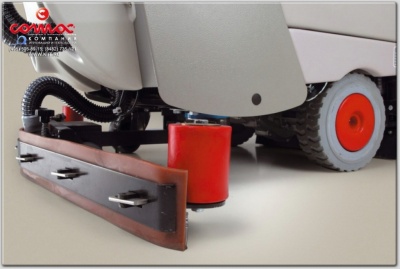 Поломоечная машина COMAC OMNIA 26BT. Изображение №3